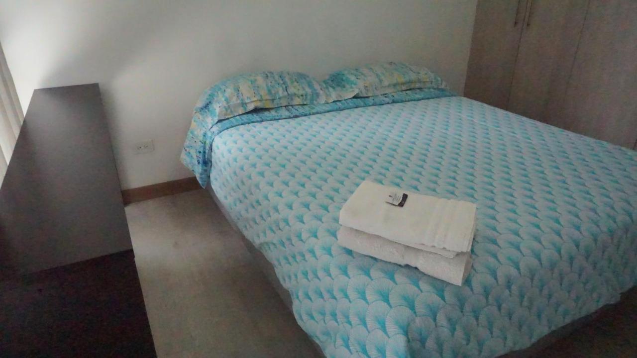 1410 Habitacion En Lujoso Departamento - Atelier Кито Екстериор снимка